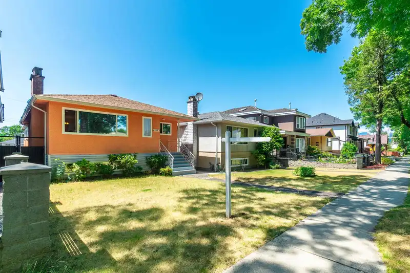 6163 BATTISON STREET - photo 1 of 33