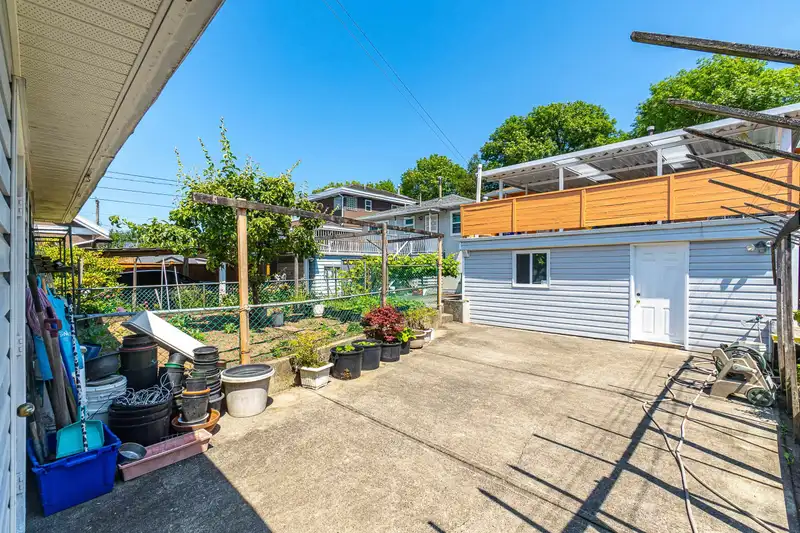 6163 BATTISON STREET - photo 3 of 33
