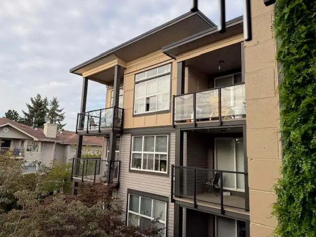 301 10707 139 STREET - photo 2 of 14