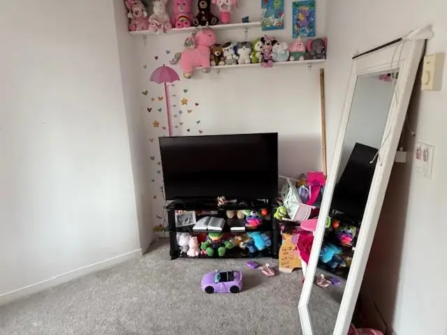 301 10707 139 STREET - photo 3 of 14