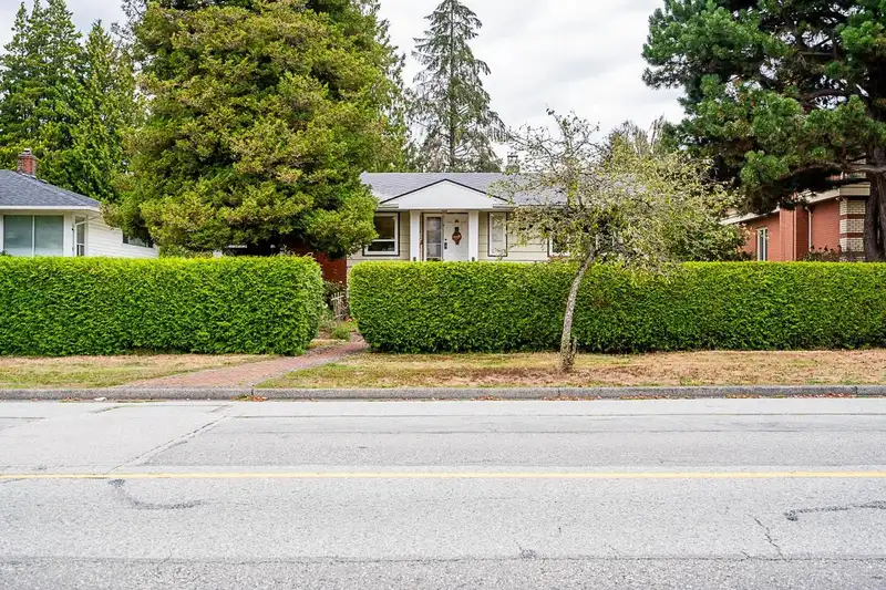2133 W 57TH AVENUE - photo 2 of 32