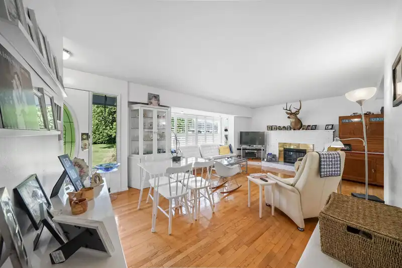 23227 DEWDNEY TRUNK ROAD - photo 4 of 26