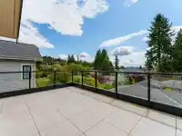 1260 KINGS AVENUE - thumbnail 9