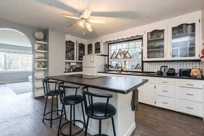 33944 MCCRIMMON DRIVE - photo 3 of 25