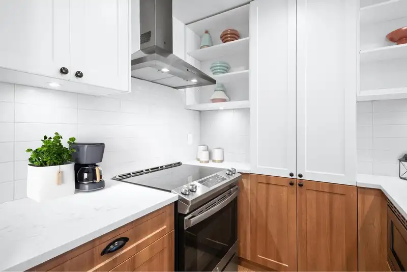 A314 20487 65 AVENUE - photo 3 of 17