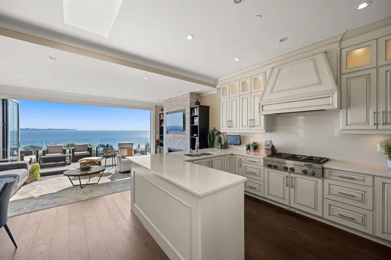 14786 MCDONALD AVENUE - photo 3 of 25