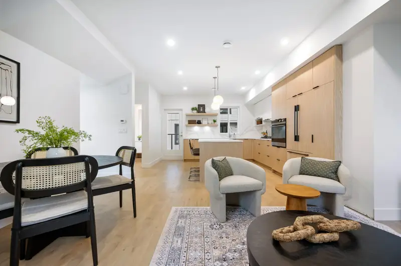 6 5993 143 STREET - photo 4 of 25