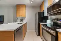 306 977 MAINLAND STREET - thumbnail 9