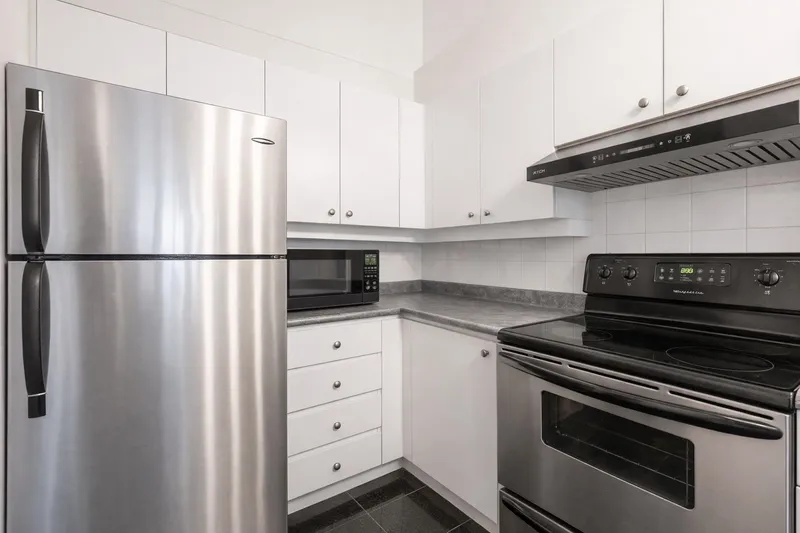 317 7800 ST. ALBANS ROAD - photo 4 of 16