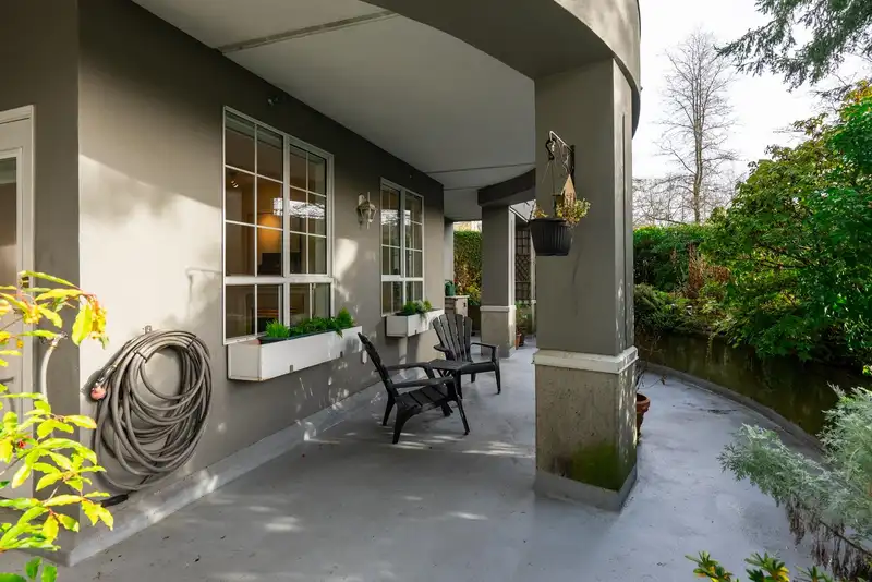 104 5835 HAMPTON PLACE - photo 2 of 40