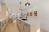 6 2808 ST. GEORGE STREET - thumbnail 7