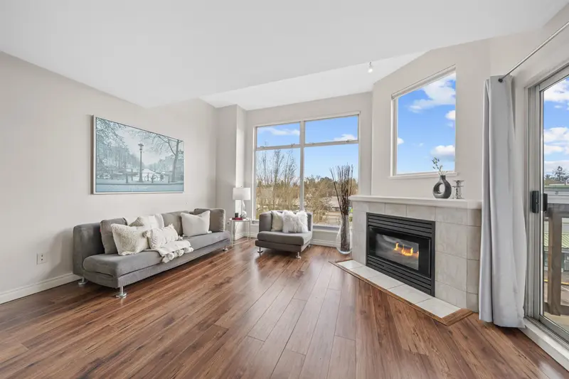 307 19131 FORD ROAD - photo 3 of 25