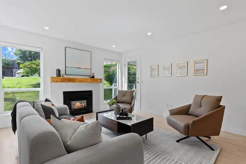 104 15717 MARINE DRIVE - photo 2 of 34