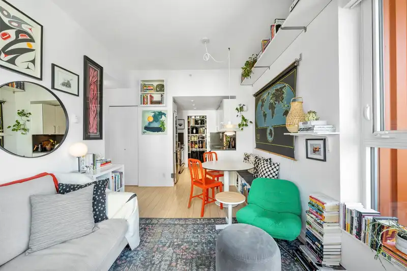 703 983 E HASTINGS STREET - photo 4 of 36