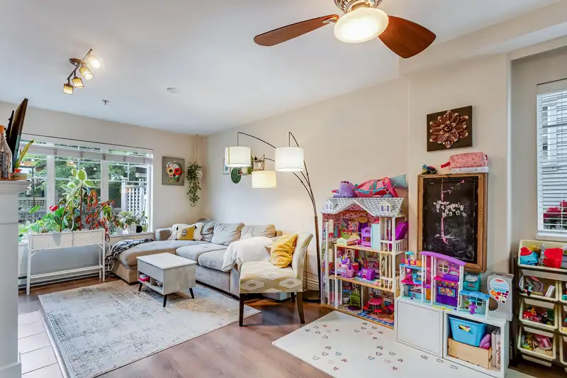 14 222 TENTH STREET - photo 3 of 22