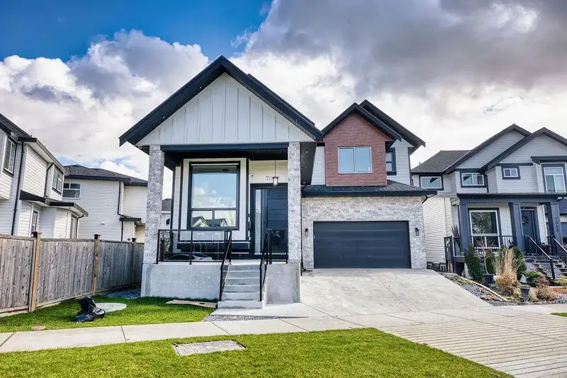 7080 192A STREET - photo 1 of 19