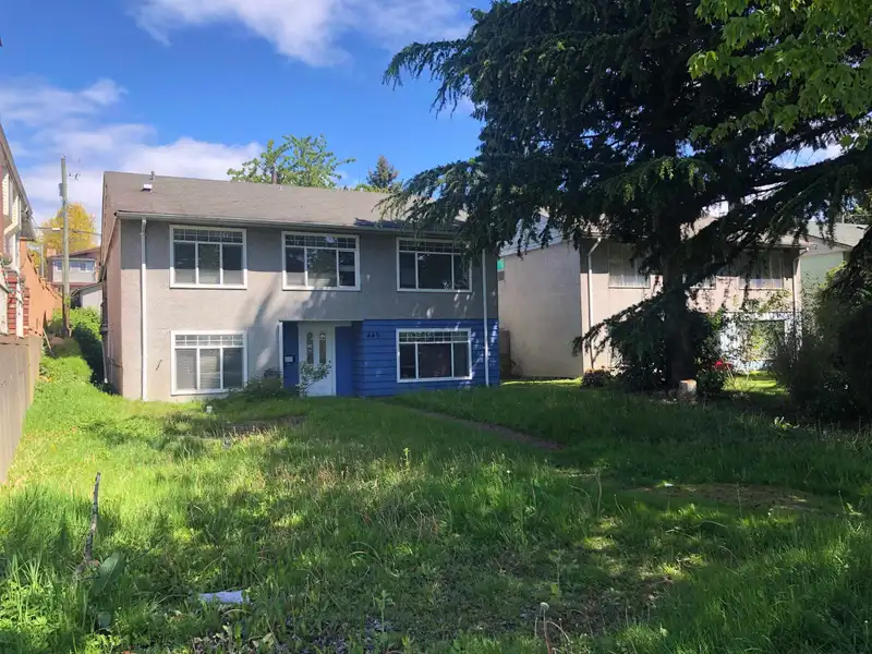 449 SE MARINE DRIVE - photo 2 of 2