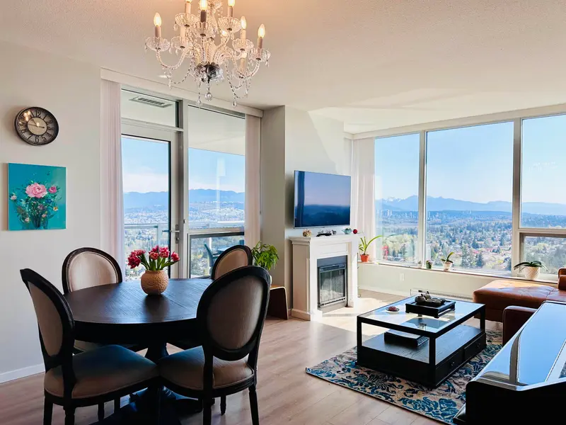 2806 6638 DUNBLANE AVENUE - photo 4 of 25