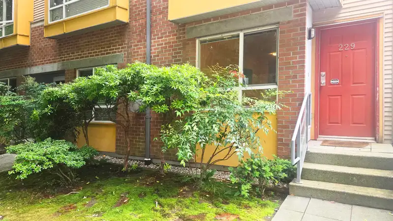 229 E 11TH AVENUE - photo 1 of 12