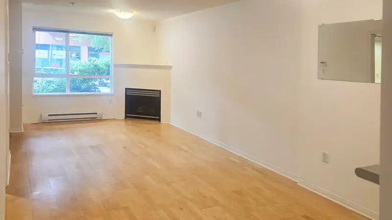 229 E 11TH AVENUE - photo 2 of 12