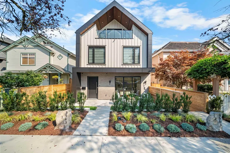 1 3563 E 25TH AVENUE - photo 1 of 20