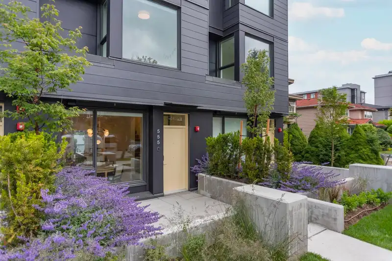 557 W 26TH AVENUE - photo 1 of 40