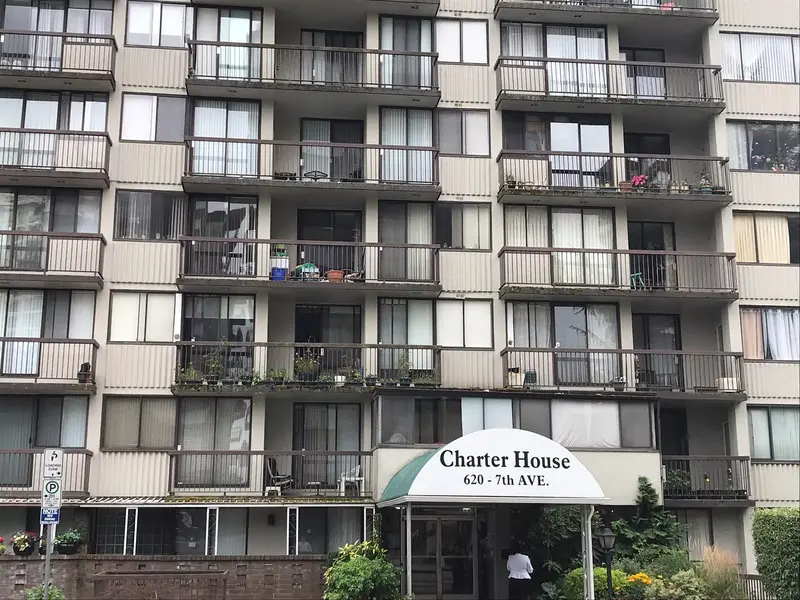 104 620 SEVENTH AVENUE - photo 2 of 20