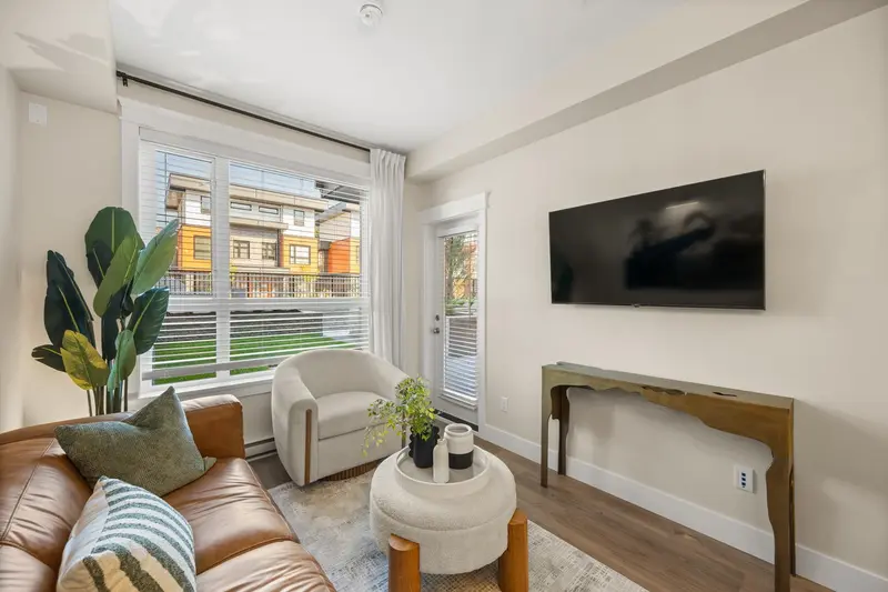 A633 8233 208B STREET STREET - photo 3 of 14