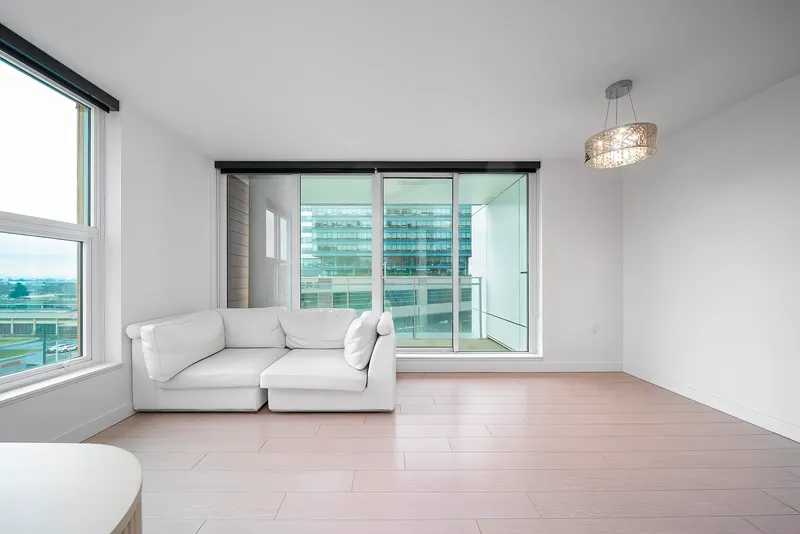 701 455 SW MARINE DRIVE - photo 4 of 25