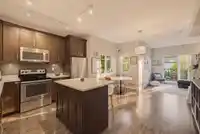 215 2273 TRIUMPH STREET - thumbnail 20