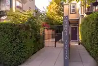 215 2273 TRIUMPH STREET - thumbnail 32