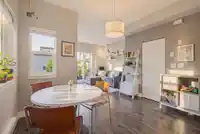 215 2273 TRIUMPH STREET - thumbnail 9