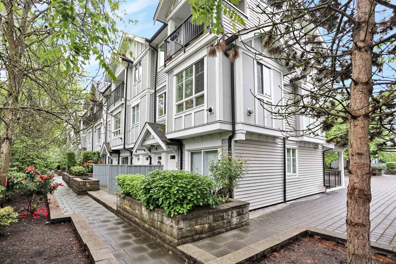 40 13239 OLD YALE ROAD - photo 1 of 25