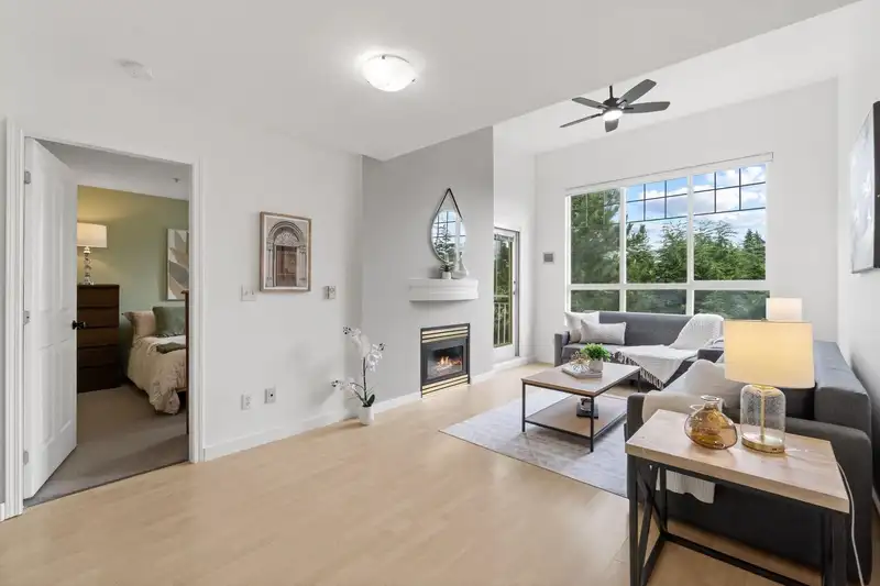 405 10186 155 STREET - photo 1 of 29
