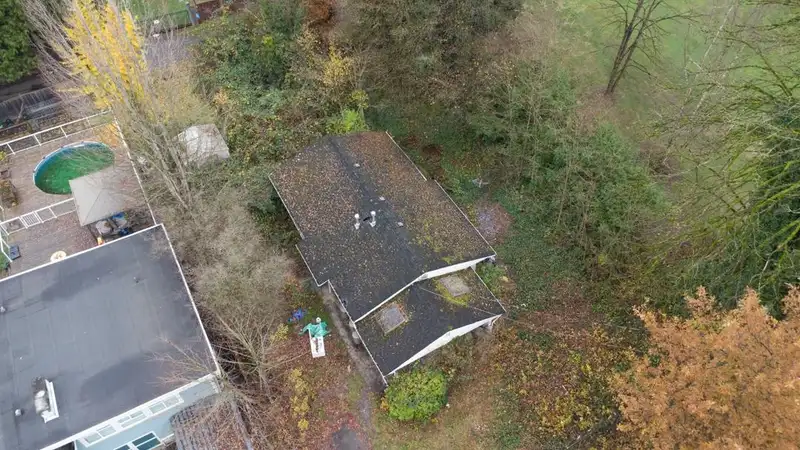 20777 LORNE AVENUE - photo 3 of 13