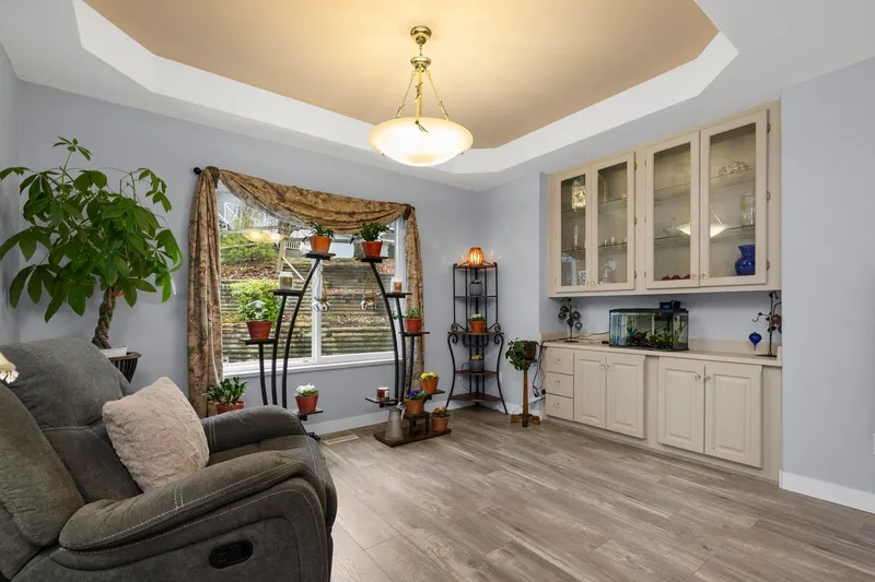 7800 DEERFIELD STREET - photo 4 of 25