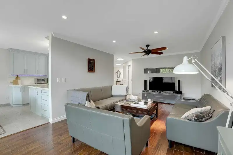 52 8111 160 STREET - photo 2 of 39