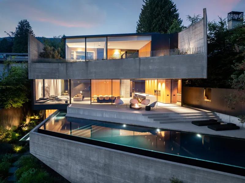 2642 BELLEVUE AVENUE - photo 2 of 25