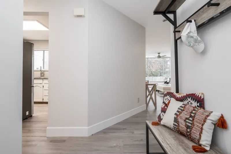 107 21937 48 AVENUE - photo 3 of 25