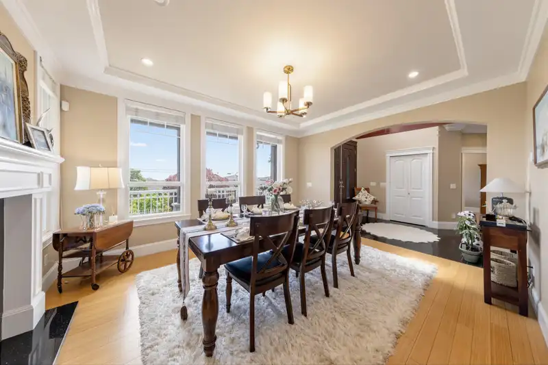 6087 MCKEE STREET - photo 3 of 40