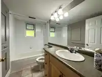 5165 7B AVENUE - thumbnail 16