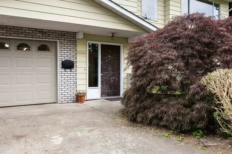 33332 WREN CRESCENT - photo 4 of 32