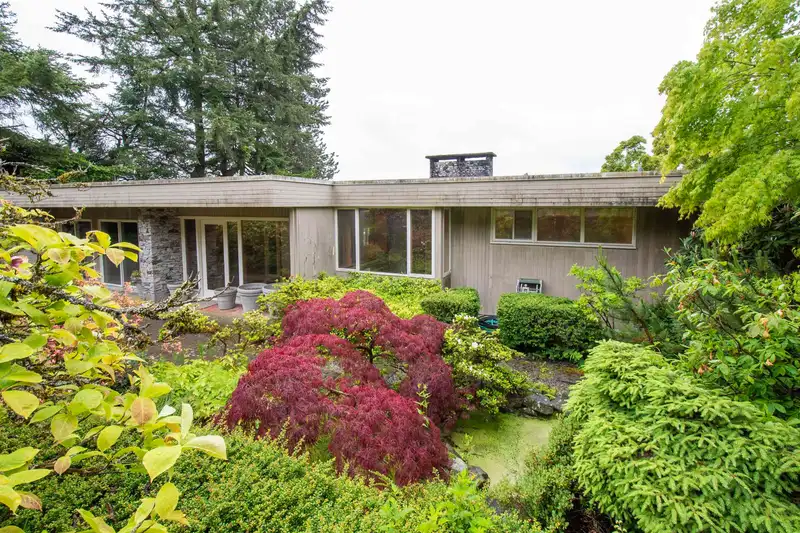 670 FAIRMILE ROAD - photo 1 of 21