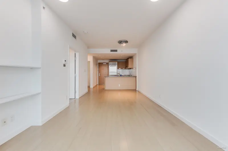 823 8080 CAMBIE ROAD - photo 4 of 25