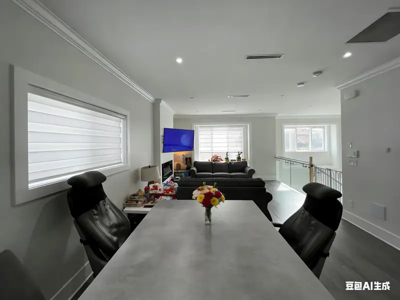 9131 STEVESTON HIGHWAY - photo 4 of 25