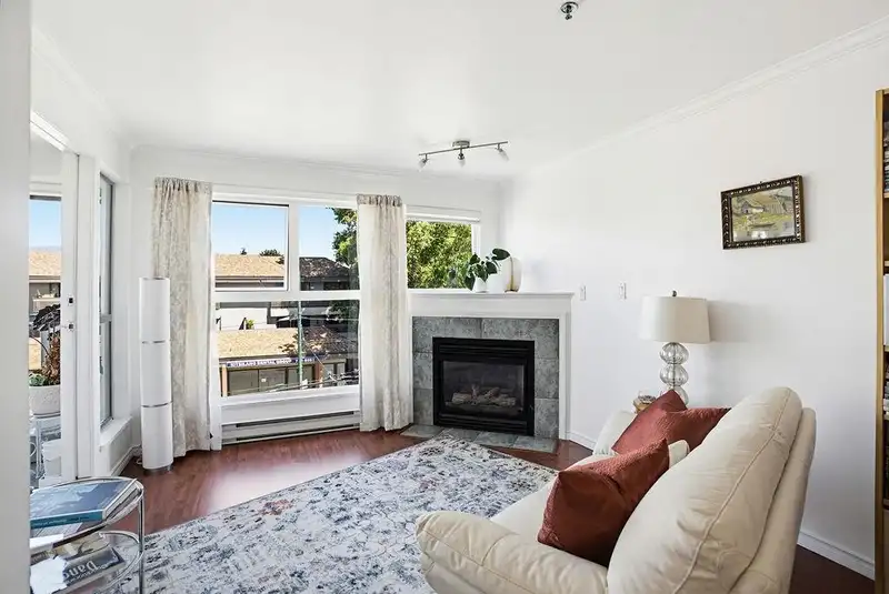 304 2025 STEPHENS STREET - photo 1 of 25