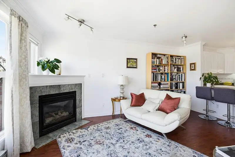 304 2025 STEPHENS STREET - photo 3 of 25