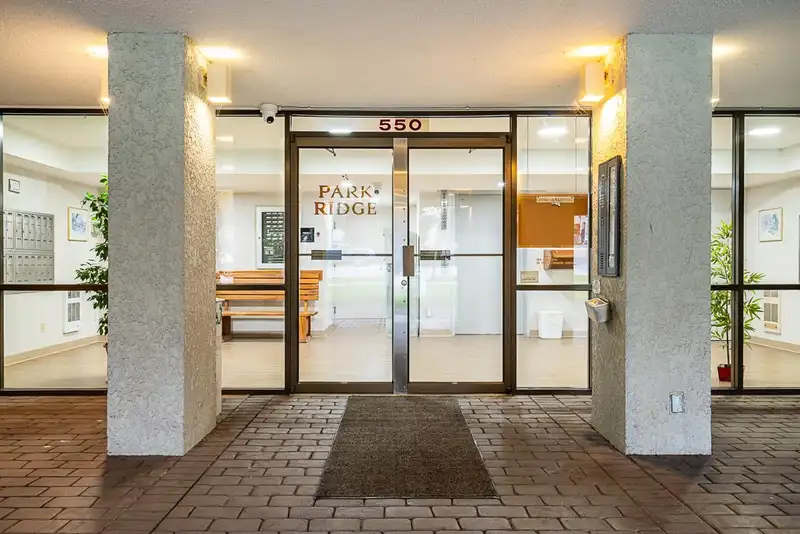 201 550 EIGHTH STREET - photo 3 of 26