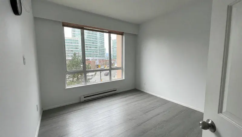 203 6220 MCKAY AVENUE - photo 3 of 10