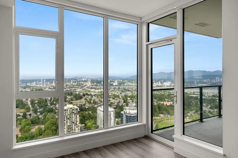 3908 10750 135A STREET - photo 2 of 25